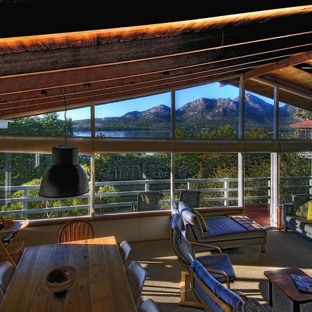 Вилла Freycinet Beachfront Retreat Коулс-Бей Экстерьер фото