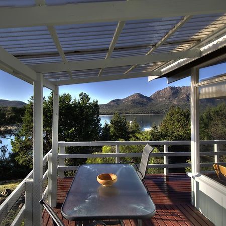 Вилла Freycinet Beachfront Retreat Коулс-Бей Экстерьер фото