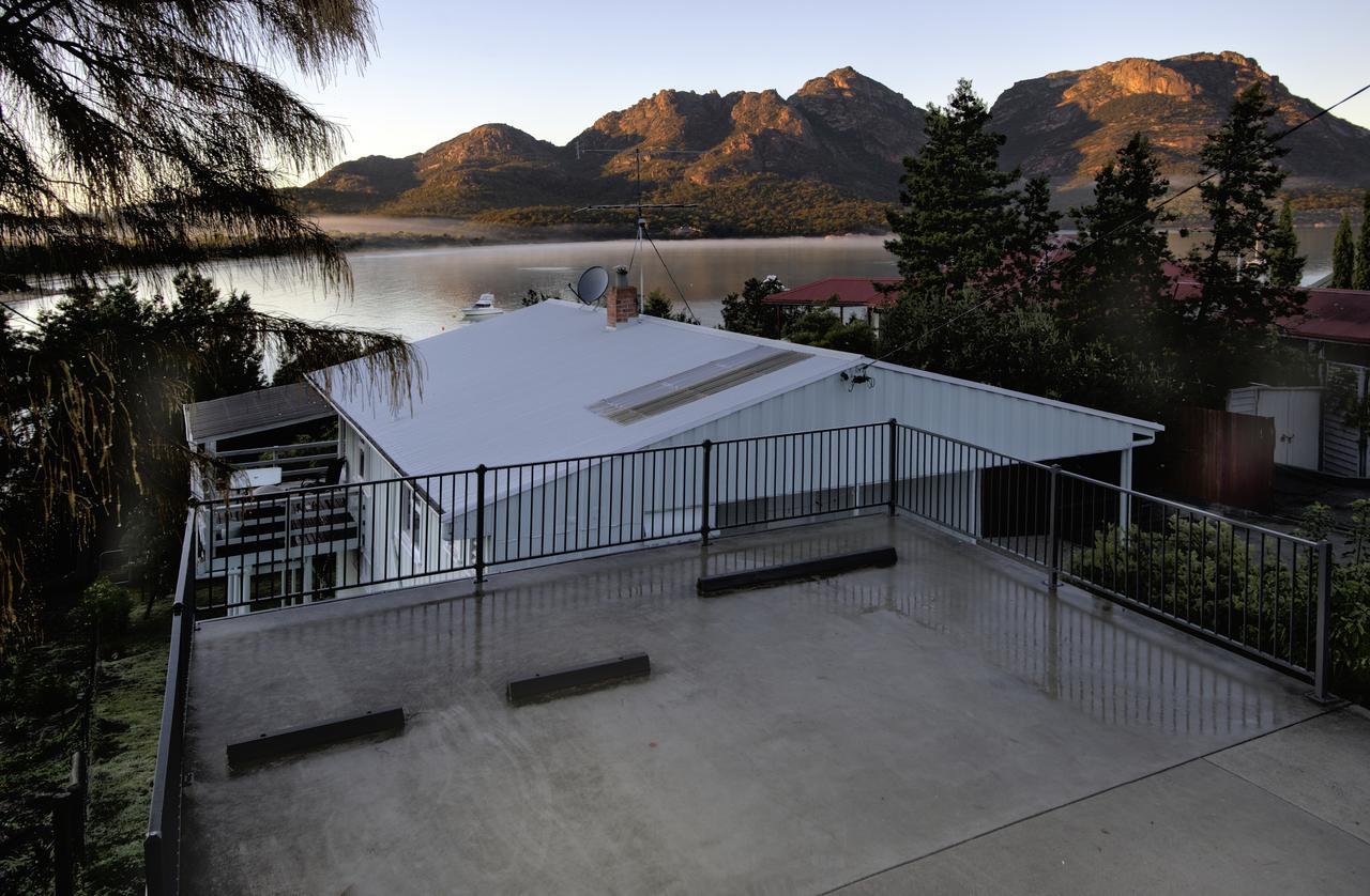 Вилла Freycinet Beachfront Retreat Коулс-Бей Экстерьер фото